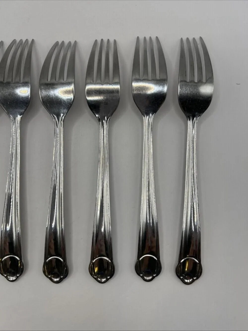 Mikasa CLASSICO SATIN Dinner Forks (Set of 8) Gerald Patrick 18/8 Korea 8 1/8